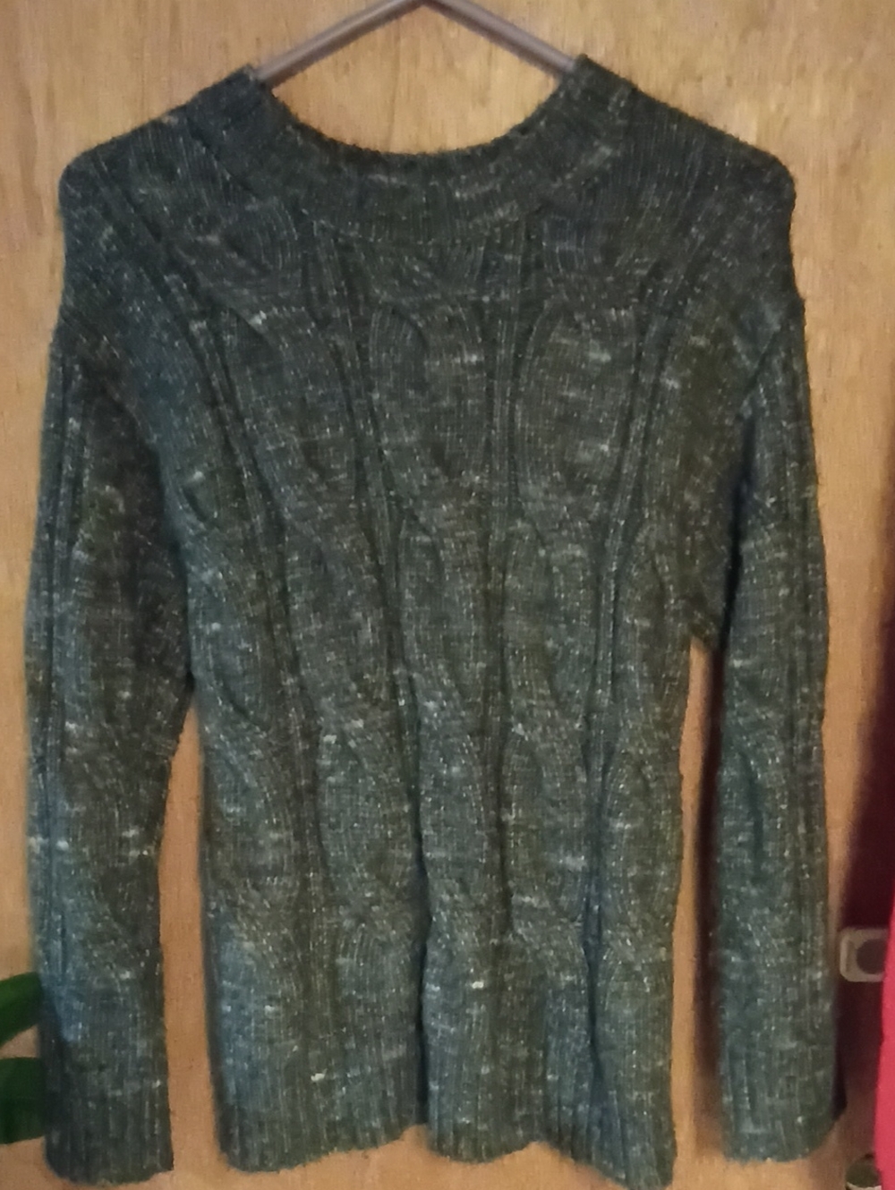 American Eagle Outfitters Dark Green Cable Knit Crewneck Sweater